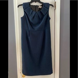 Great navy sleeveless dress